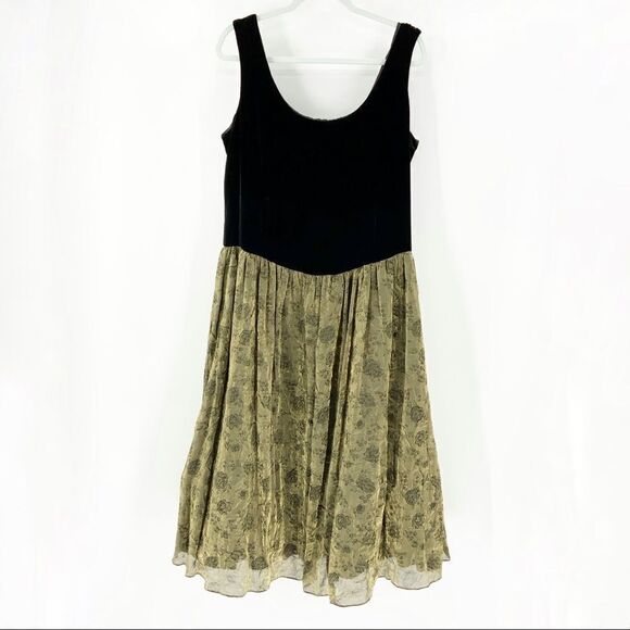 Black Velvet & Gold Floral Evening Gown - Picture 1 of 8
